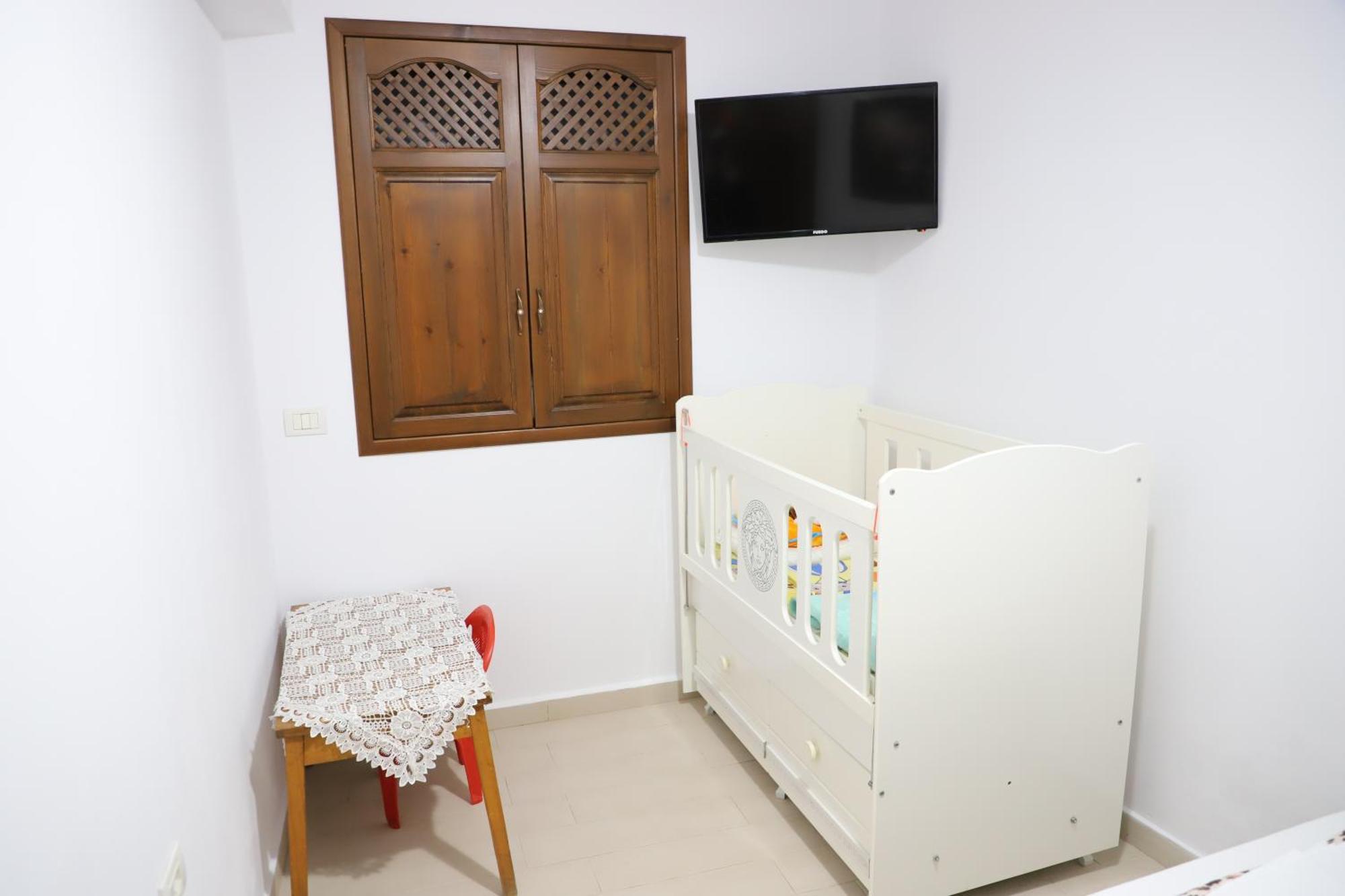 Apartment Altin In Old Town 베라트 외부 사진